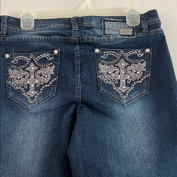 One Zone Denim - One Zone Chic Embellished Jeans Size 8